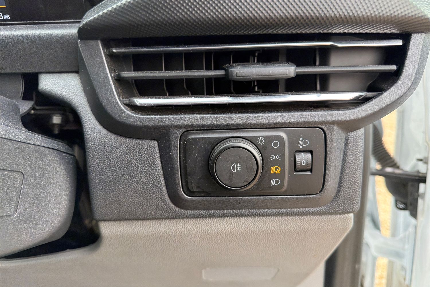Ford TRANSIT CUSTOM Photo 32