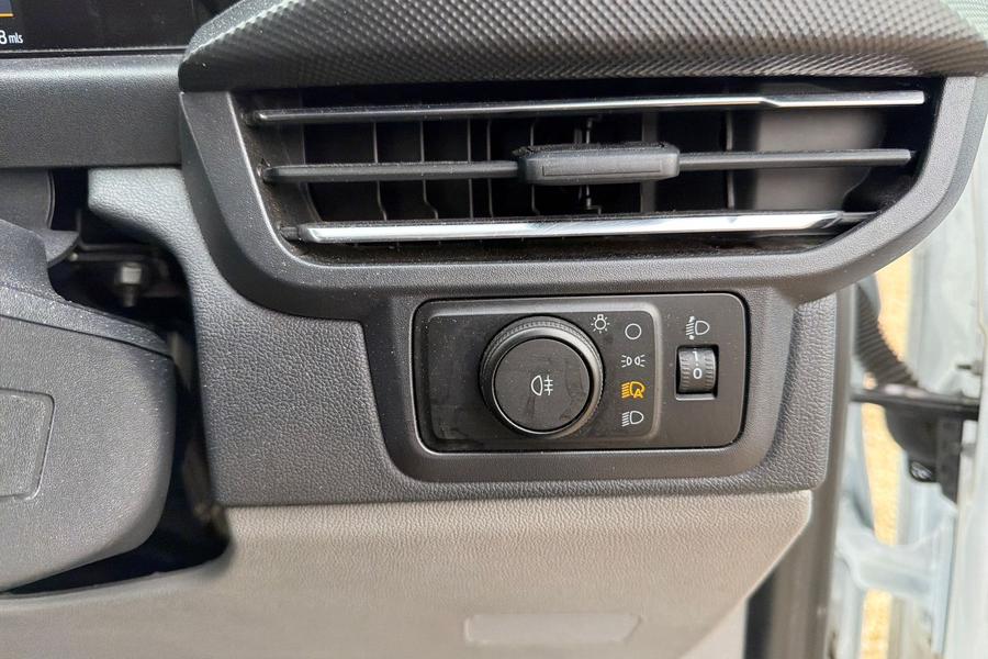 Ford TRANSIT CUSTOM Photo autoimg-9d5d0052387398238ee7a2c7349196fa24d76aad.jpg