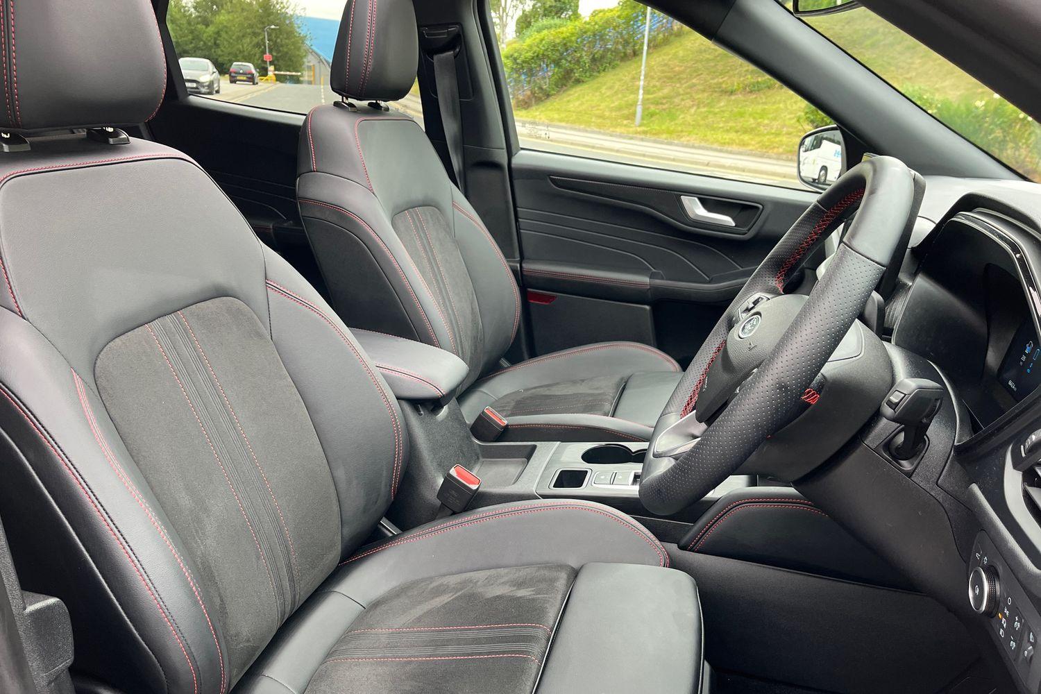Ford KUGA Photo 16