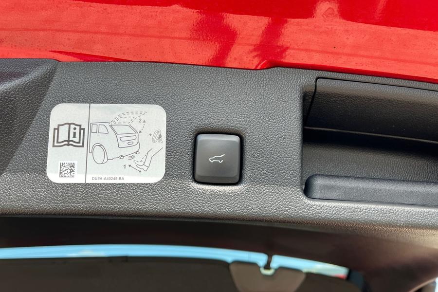Ford Kuga Photo autoimg-9d5fe0c1a71a02a19200af9bec6408771287a3c2.jpg