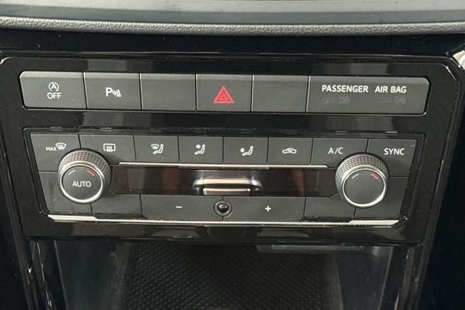 VOLKSWAGEN T-Cross Photo 22