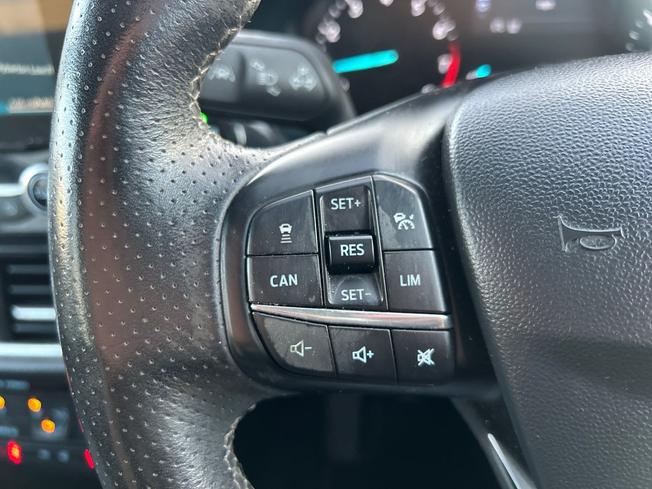 FORD Fiesta Photo 16