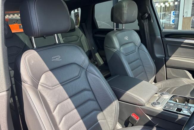Volkswagen Touareg Photo 26