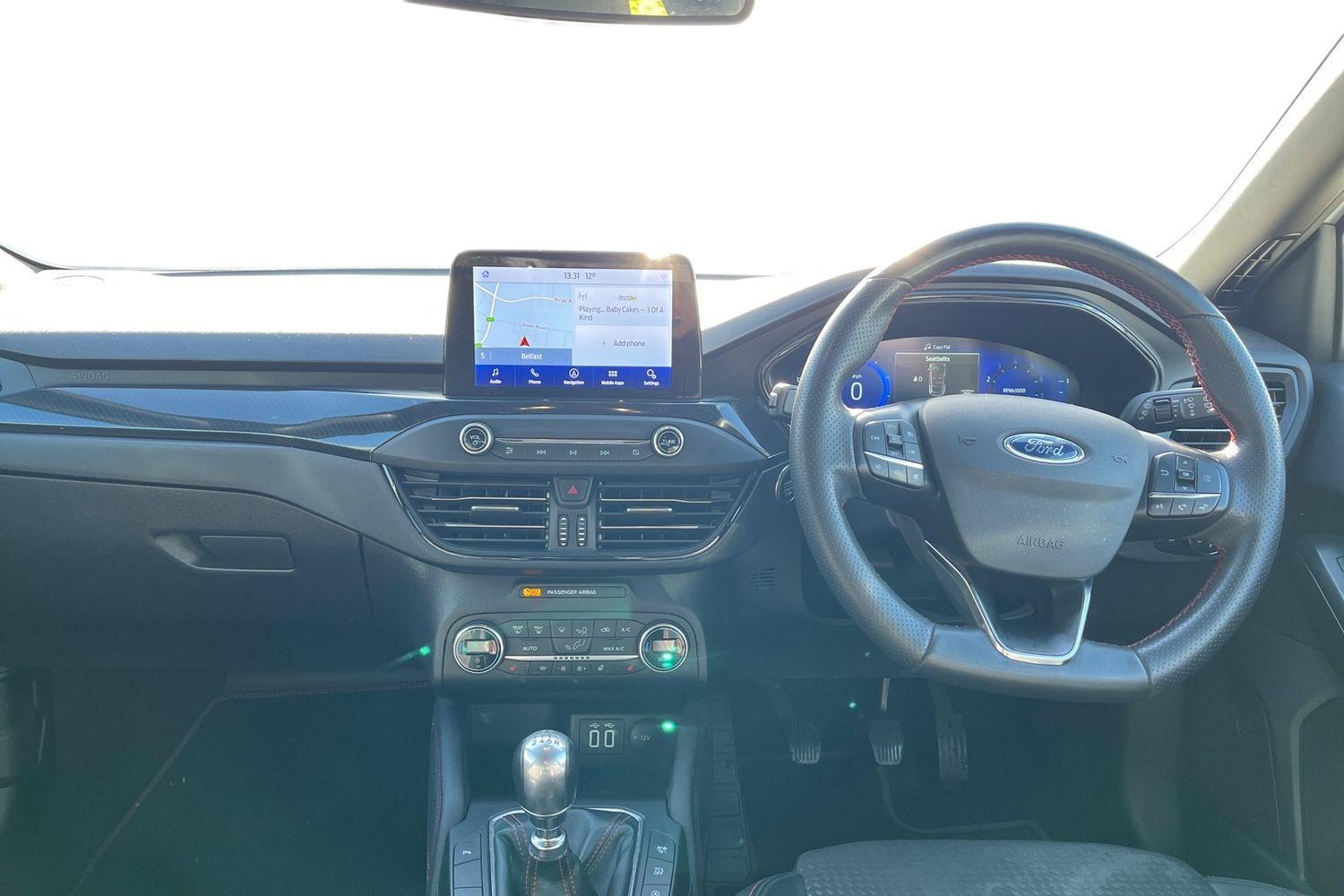 Ford FOCUS Photo 9