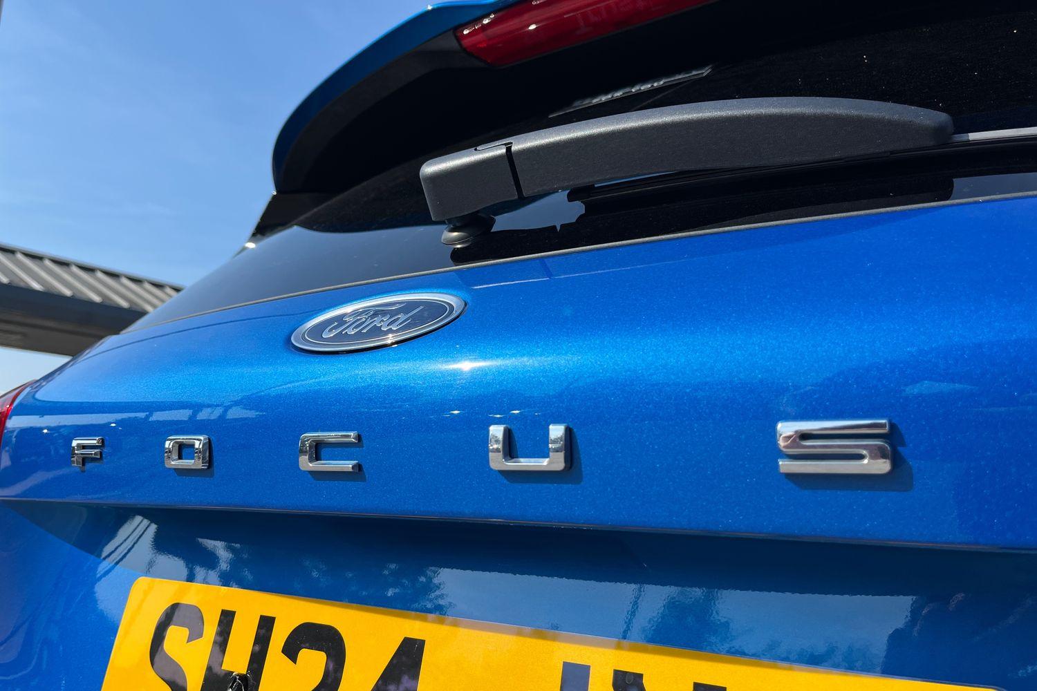 Ford FOCUS Photo 38