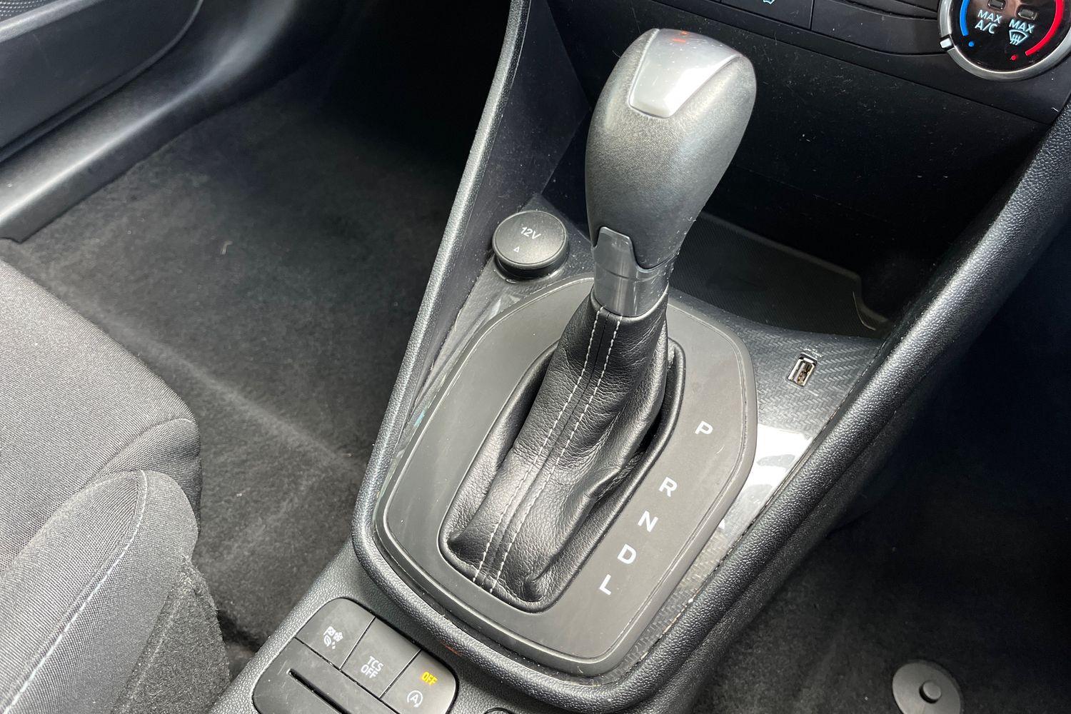 Ford FIESTA Photo 33