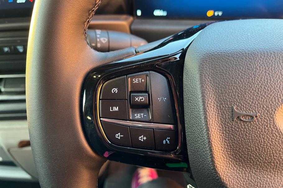 Used Ford TRANSIT CUSTOM 33