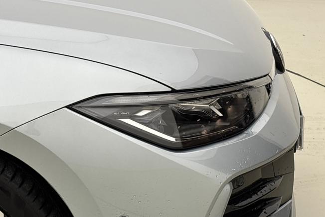 Volkswagen Passat Photo 19