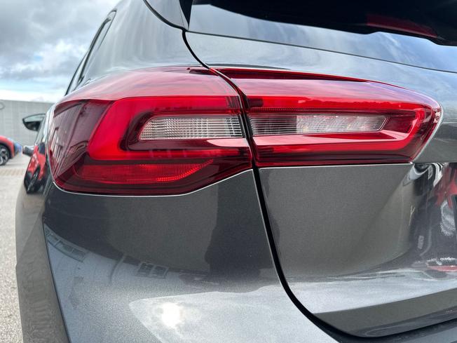 FORD Focus Photo 25