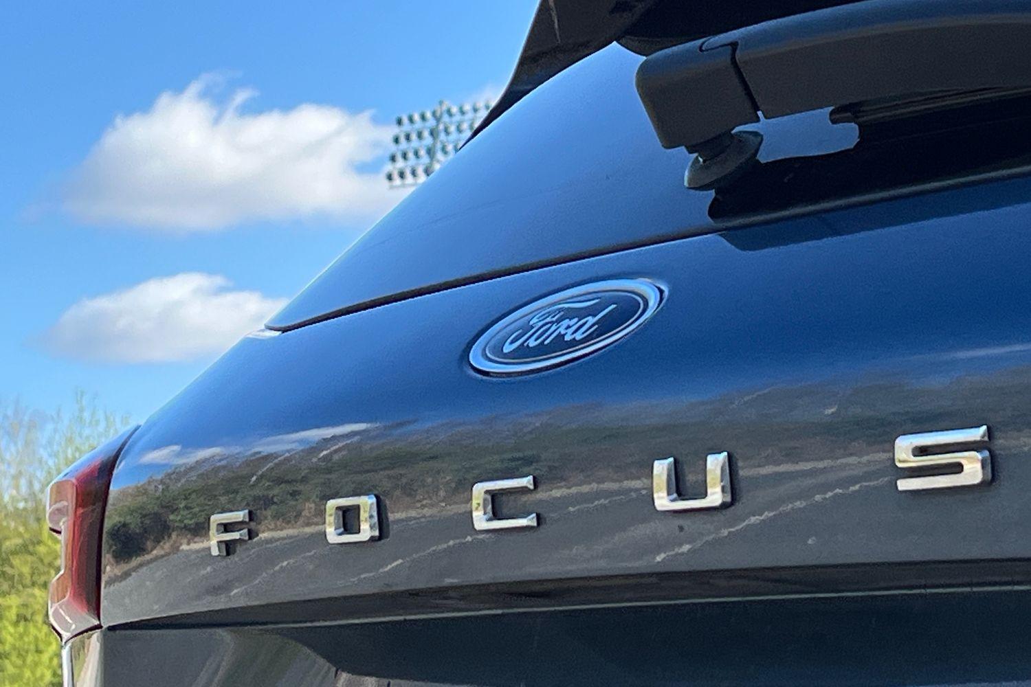 Ford FOCUS Photo 38