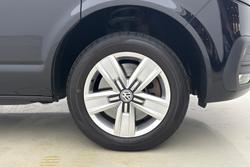 VOLKSWAGEN Transporter Photo 5