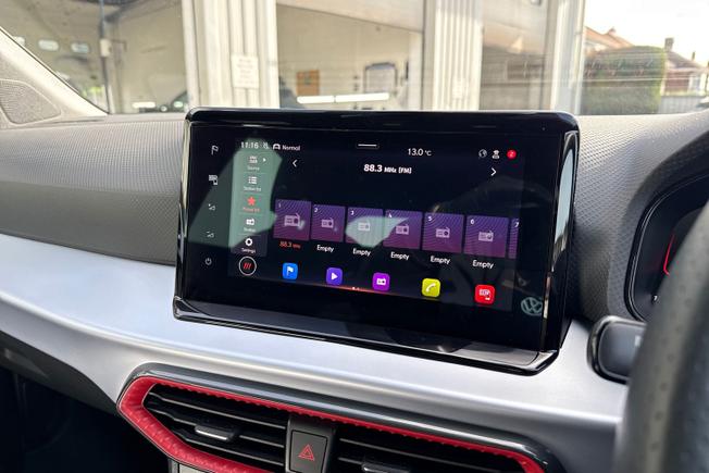 SEAT Arona Photo 13