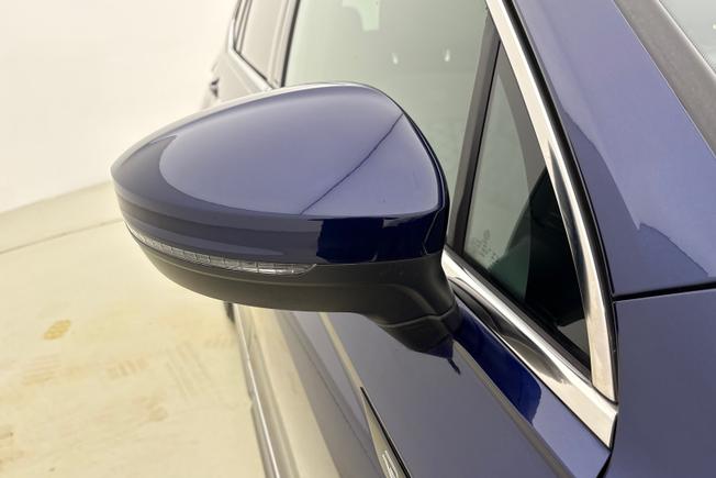 VOLKSWAGEN Tiguan Allspace Photo 20