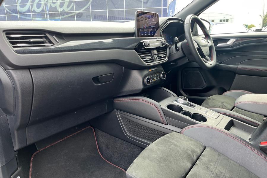 Ford KUGA Photo autoimg-9d843b38b8236108b32413be40851d4cee058196.jpg