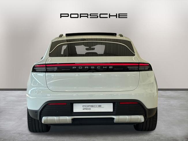 PORSCHE Macan Photo 6