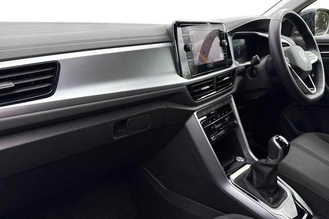 VOLKSWAGEN T-Roc Photo 2