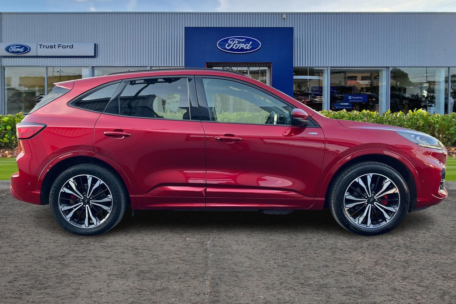 Ford KUGA Photo 2