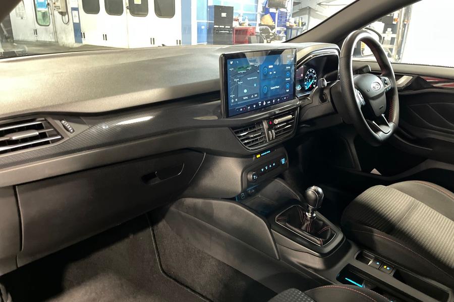 Ford Focus Photo autoimg-9d8a4547530acd3f907139286b10d96cdf1f48c6.jpg