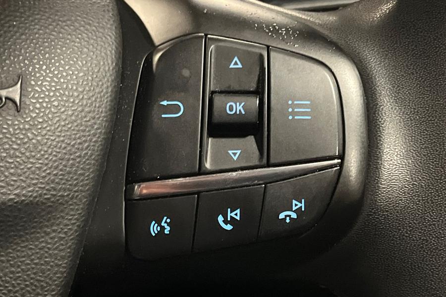 Ford FIESTA Photo autoimg-9d8c41bb6aa4ae9d2c7039d227adce379419c874.jpg
