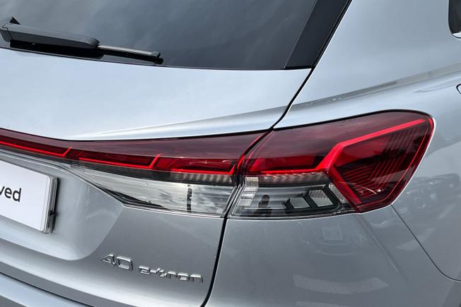AUDI Q4 Photo 18