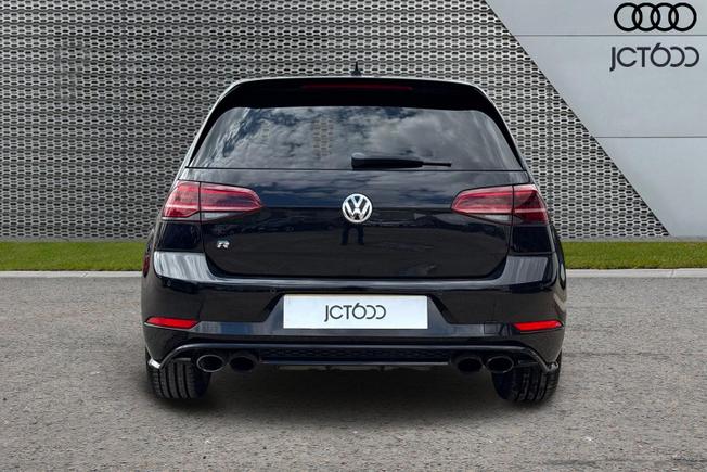 VOLKSWAGEN Golf Photo 7