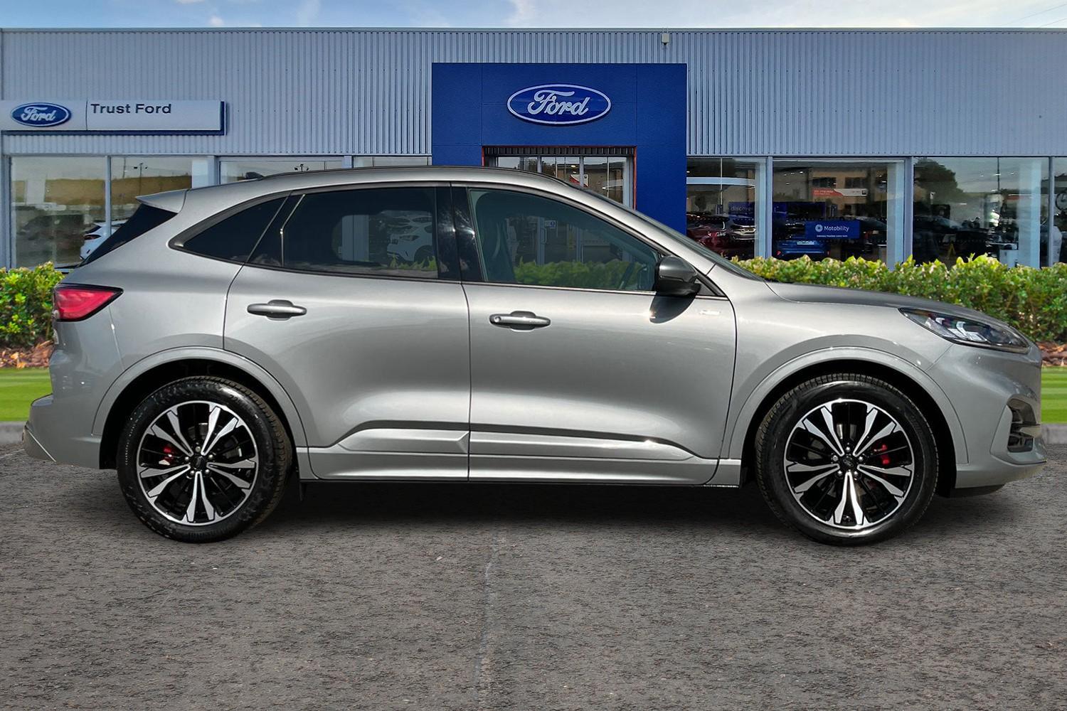 Ford Kuga Photo 2