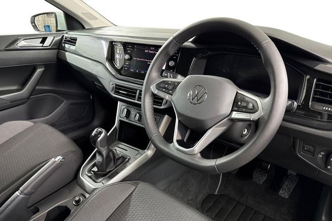 VOLKSWAGEN Polo Photo 6