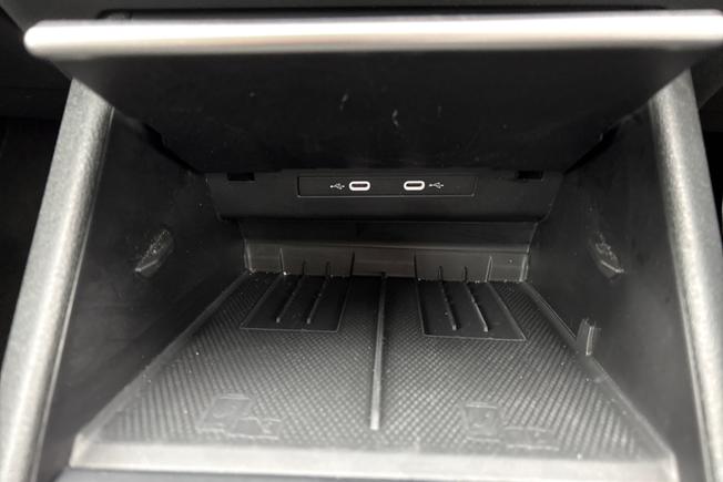 VOLKSWAGEN Tiguan Photo 22