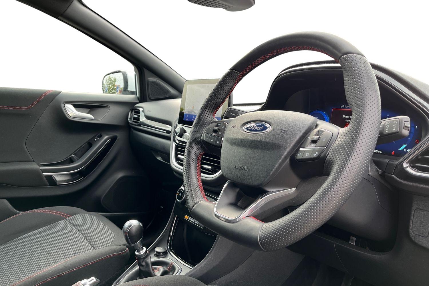 Ford PUMA Photo 8