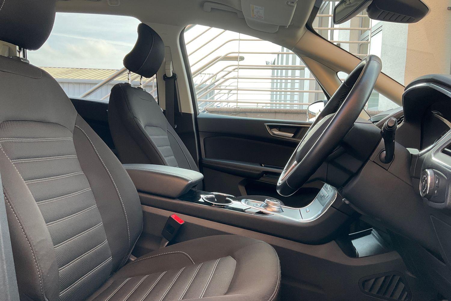 FORD GALAXY Photo 16