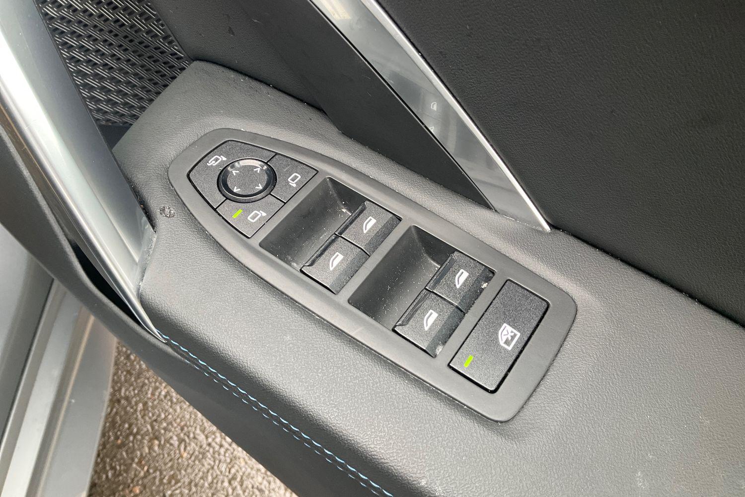BMW X2 Photo 15