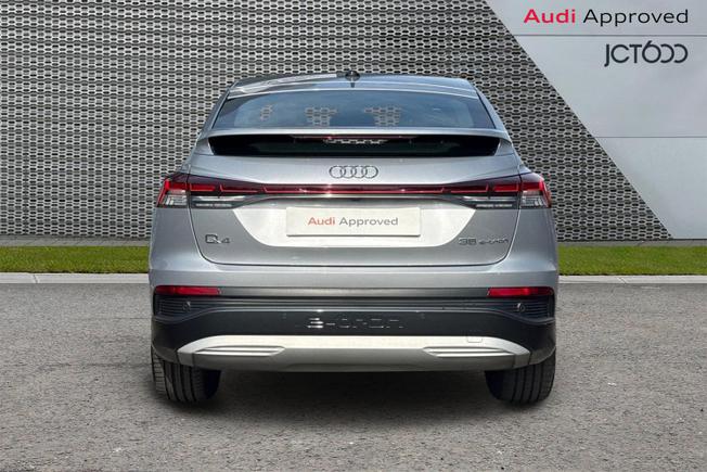 AUDI Q4 E-Tron Photo 7