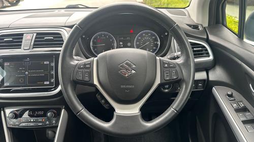 Suzuki SX4 S-Cross Photo autoimg-9d9e16925f32ed190507aca9f4ef77baf0c2bf87.jpg