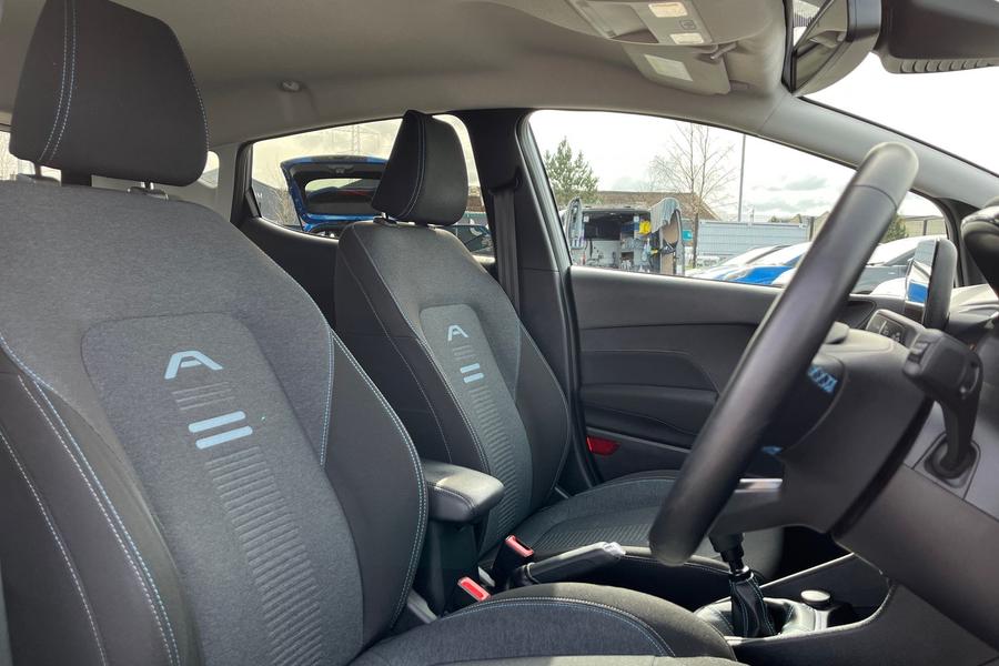 Ford Fiesta Photo autoimg-9da087348ae79d4adb747833601e87d74429633d.jpg
