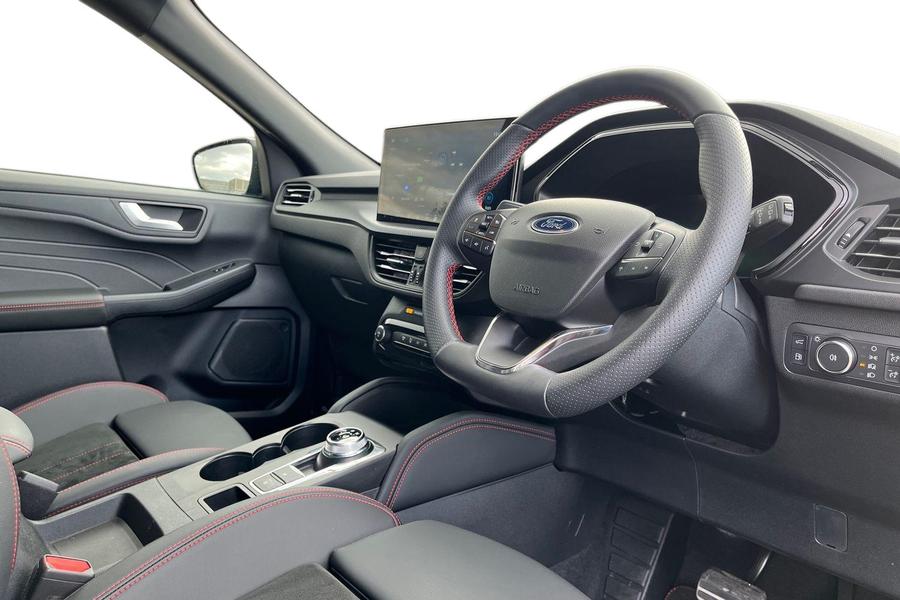 Ford Kuga Photo autoimg-9da15678c6cbd1fc7b0ab271f4c688323e2d851f.jpg