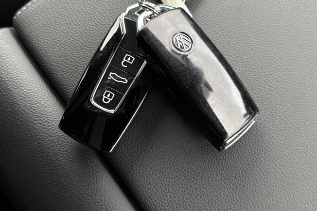 Volkswagen Touareg Photo 45