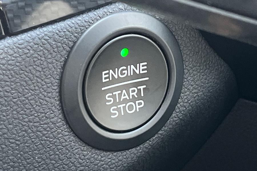 Ford KUGA Photo autoimg-9daf74f07ecdb12a1211a7bed35db3bfba602048.jpg