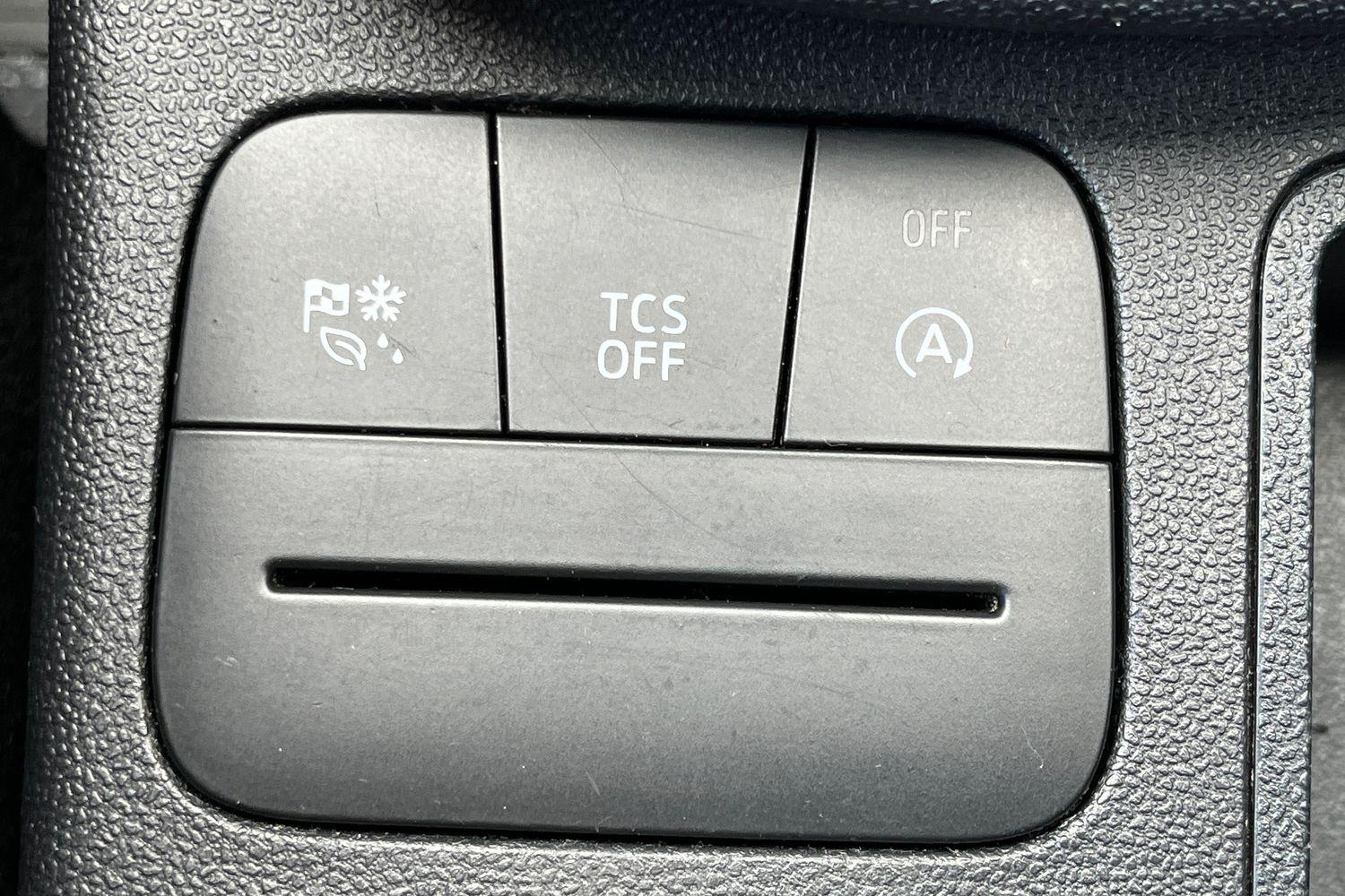 Ford FIESTA Photo 32