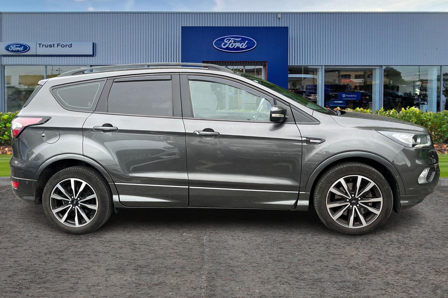 Ford Kuga Photo 2