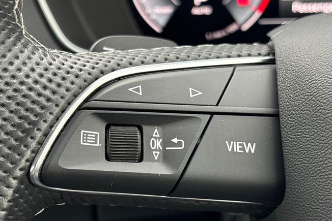 AUDI Q5 Photo 16