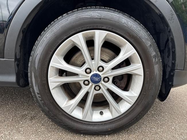 FORD Kuga Photo 5