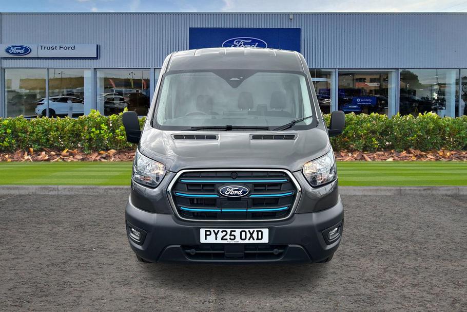 Used Ford E-TRANSIT PY25OXD 13