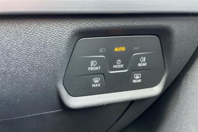 SEAT Leon Photo 23