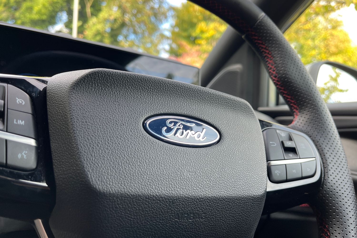 Ford Puma Photo 37