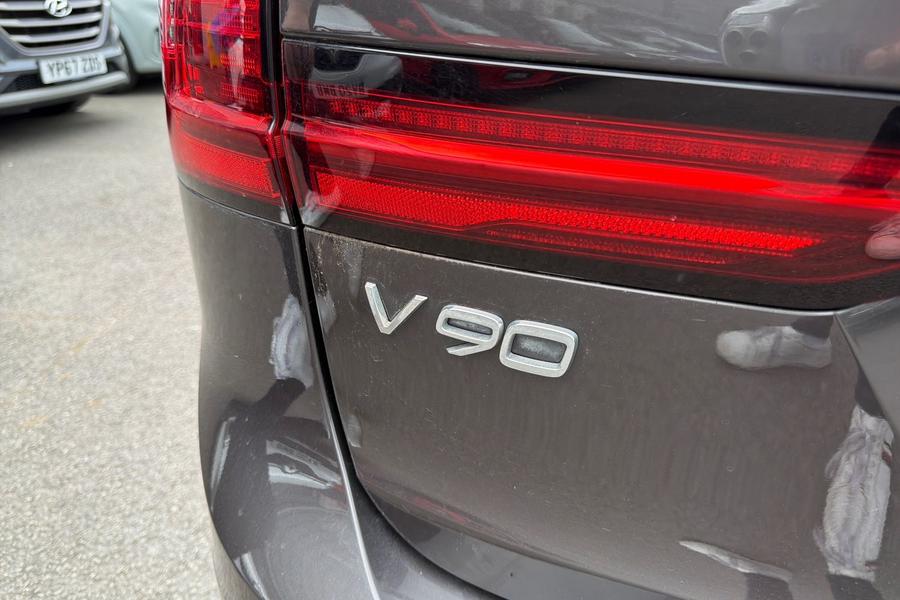 Volvo V90 Photo autoimg-9dc0d67e3f1aba595f553e7f9ece60032ea29257.jpg