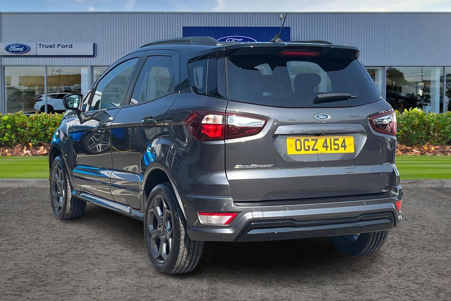 Ford ECOSPORT Photo 1