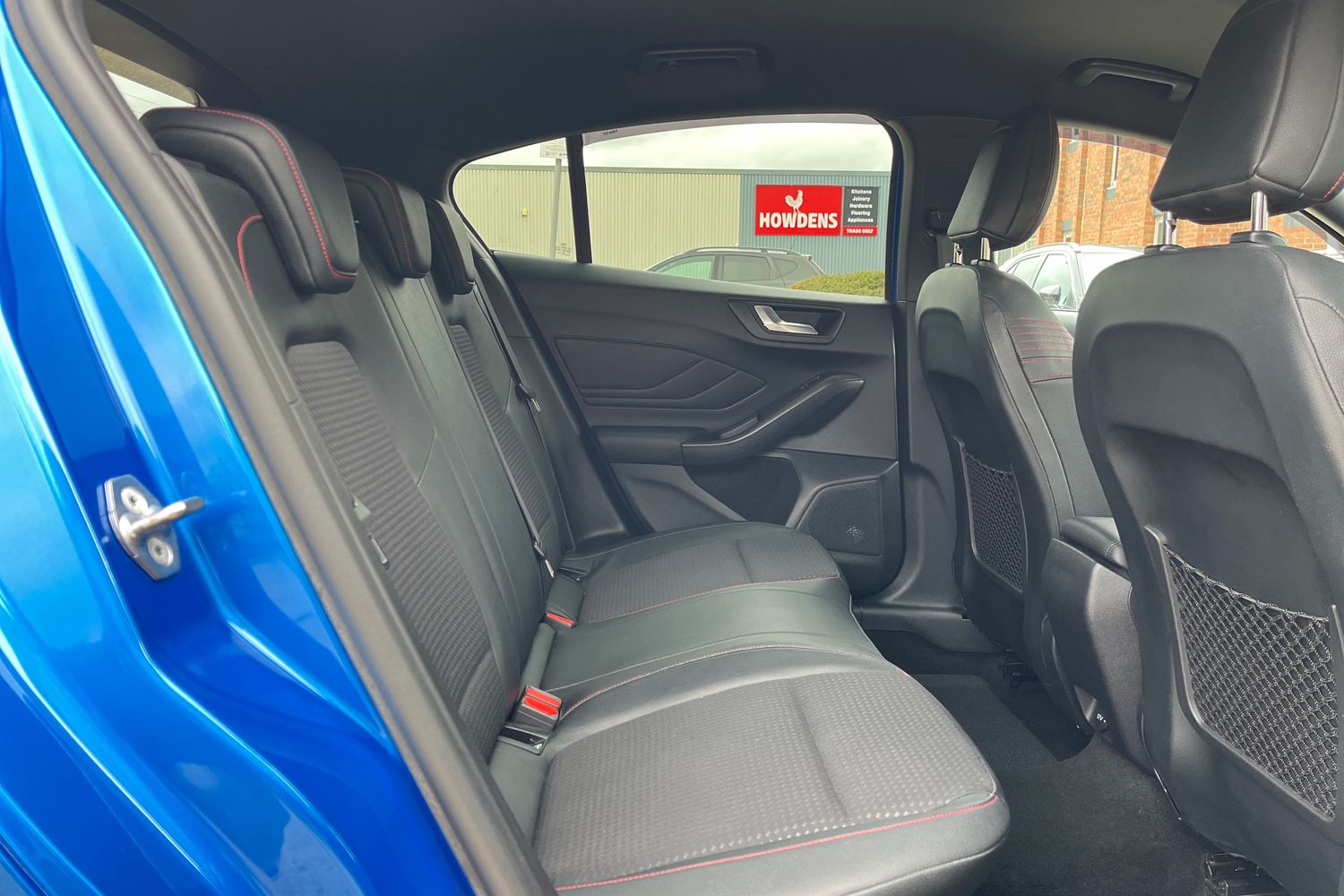 Ford Focus Photo 25