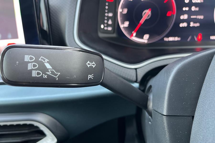 SEAT ARONA Photo autoimg-9dc746f74713c2dd10d4afd0e369c77f1c5cc748.jpg