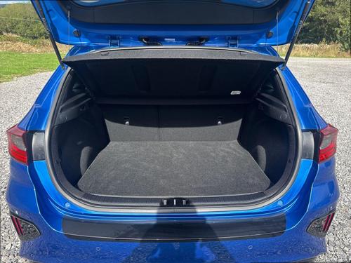 Kia CEED Photo autoimg-9dcff79fc6f4e2dce4f999455689ce7b0d62de55.jpg