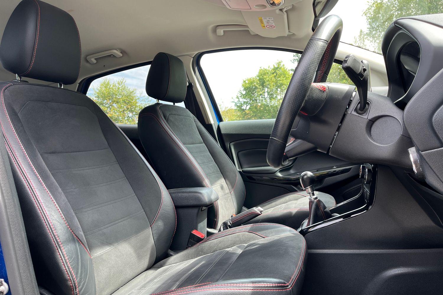 Ford Ecosport Photo 16